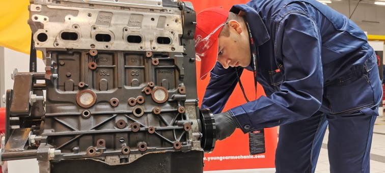 Young Car Mechanic i Fundacja Inter Cars - razem wspieramy rozwój!